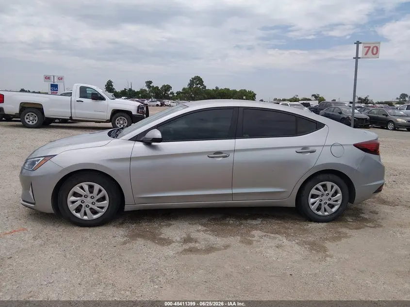 2020 HYUNDAI ELANTRA SE