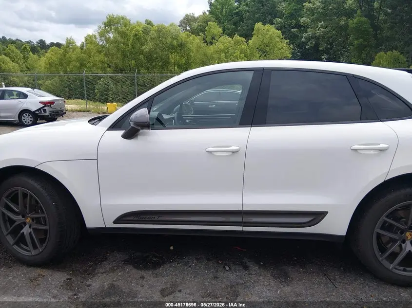 2025 PORSCHE MACAN T