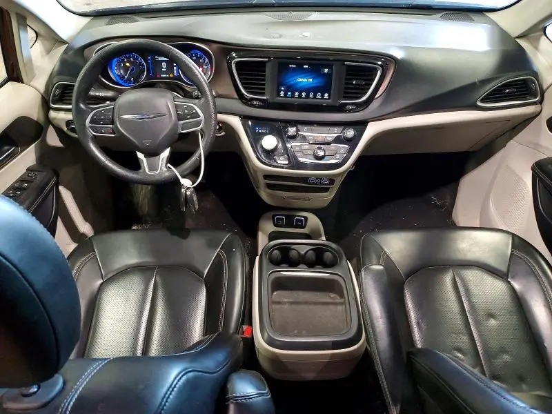 2021 CHRYSLER VOYAGER LXI  