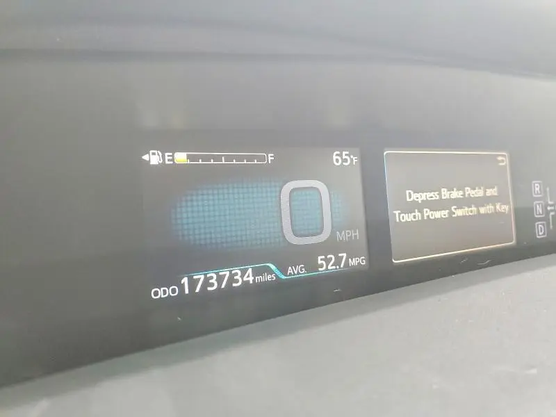 2016 TOYOTA PRIUS THREE  