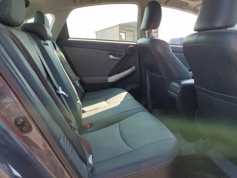 2015 TOYOTA PRIUS FOUR  