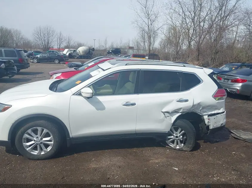 2014 NISSAN ROGUE SV