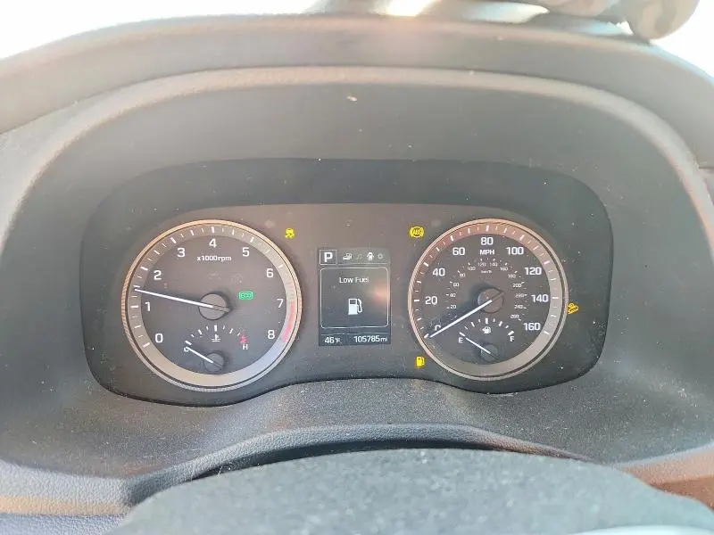 2016 HYUNDAI TUCSON SE  