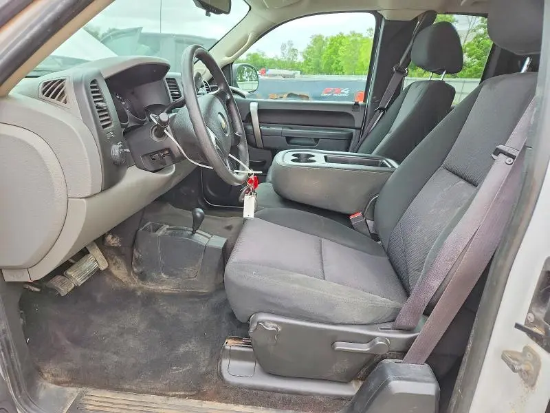 2011 CHEVROLET SILVERADO K1500 LS  