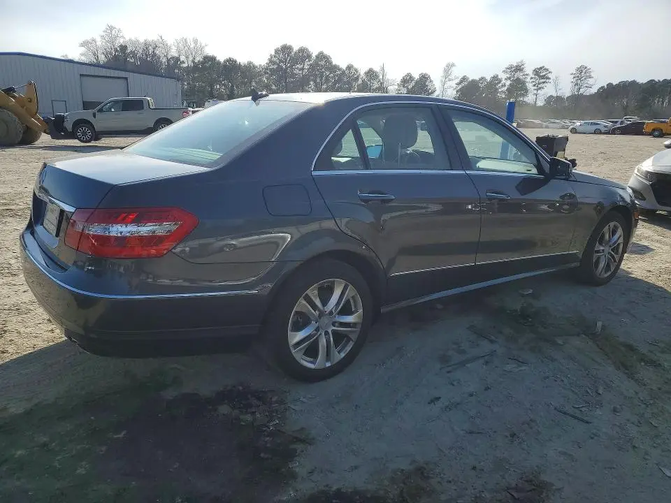 2010 MERCEDES-BENZ E 350  