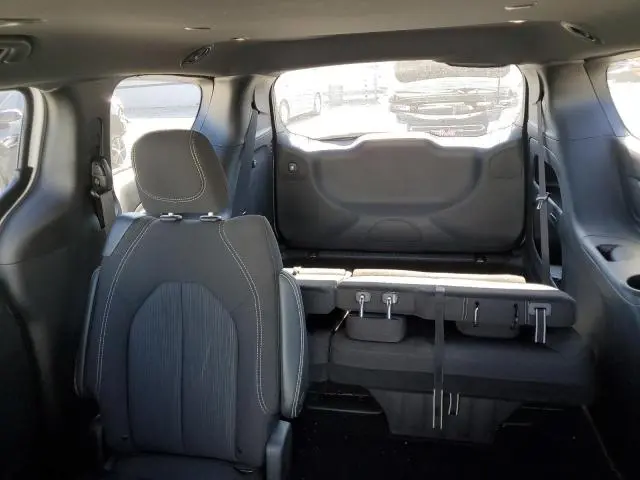 2023 CHRYSLER PACIFICA TOURING  