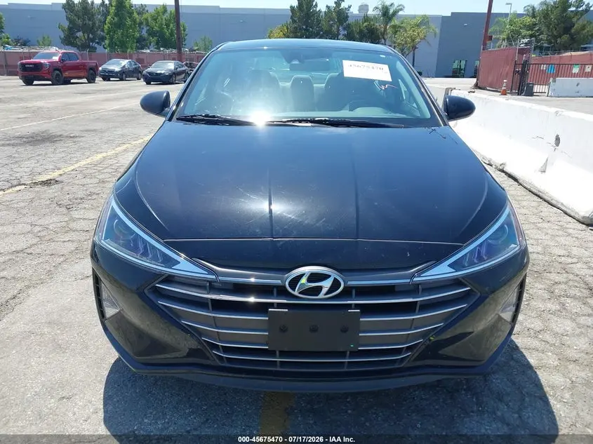 2020 HYUNDAI ELANTRA SE