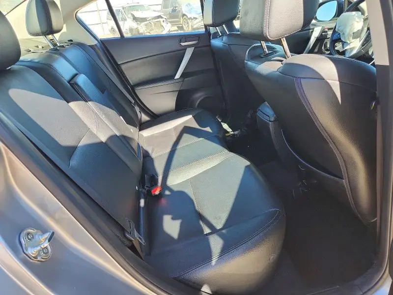 2012 MAZDA 3 I  