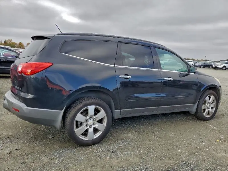 2012 CHEVROLET TRAVERSE LT  