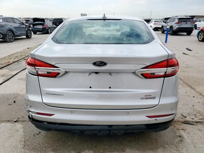 2019 FORD FUSION SE  