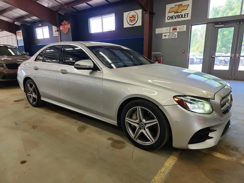 2017 MERCEDES-BENZ E 300 4MATIC  