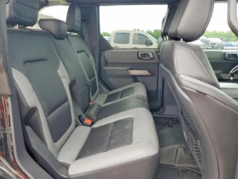 2023 FORD BRONCO BASE  