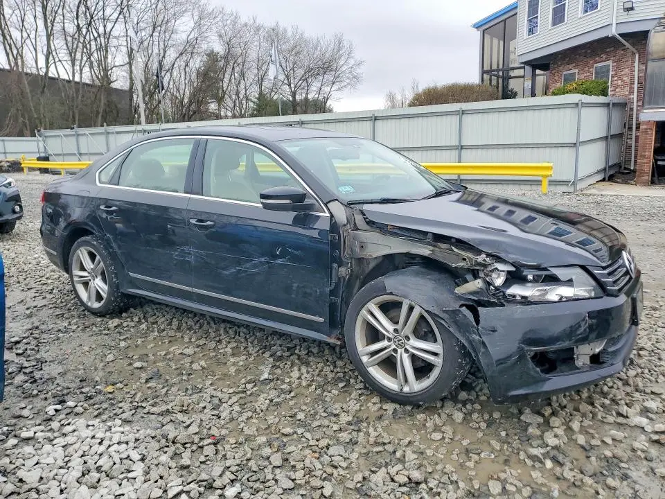 2014 VOLKSWAGEN PASSAT SEL  