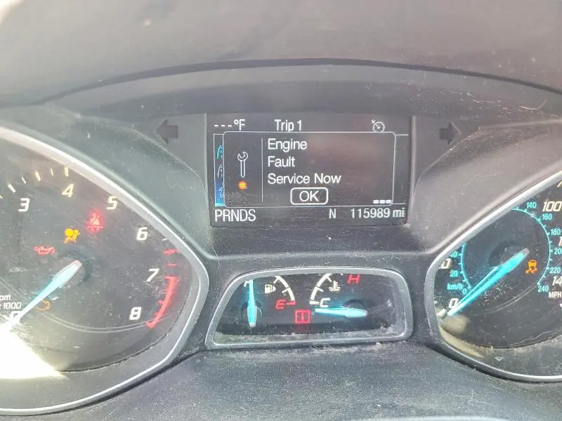 2016 FORD ESCAPE SE  