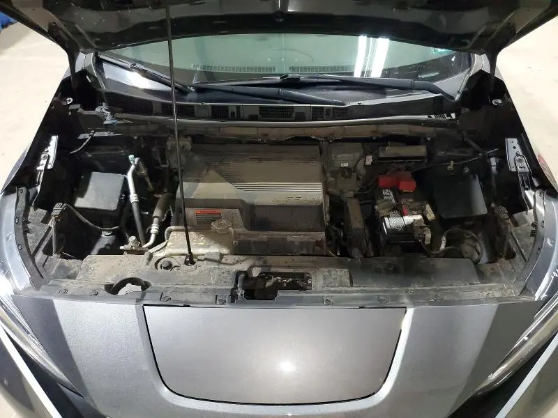 2019 NISSAN LEAF S  