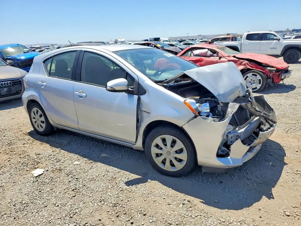 2014 TOYOTA PRIUS C TWO  