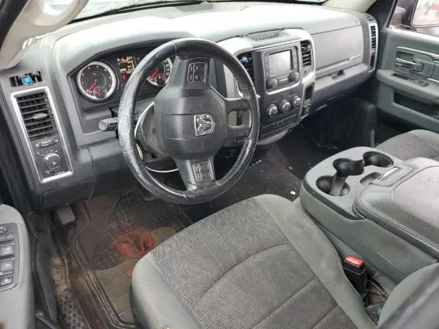 2016 RAM 1500 SLT