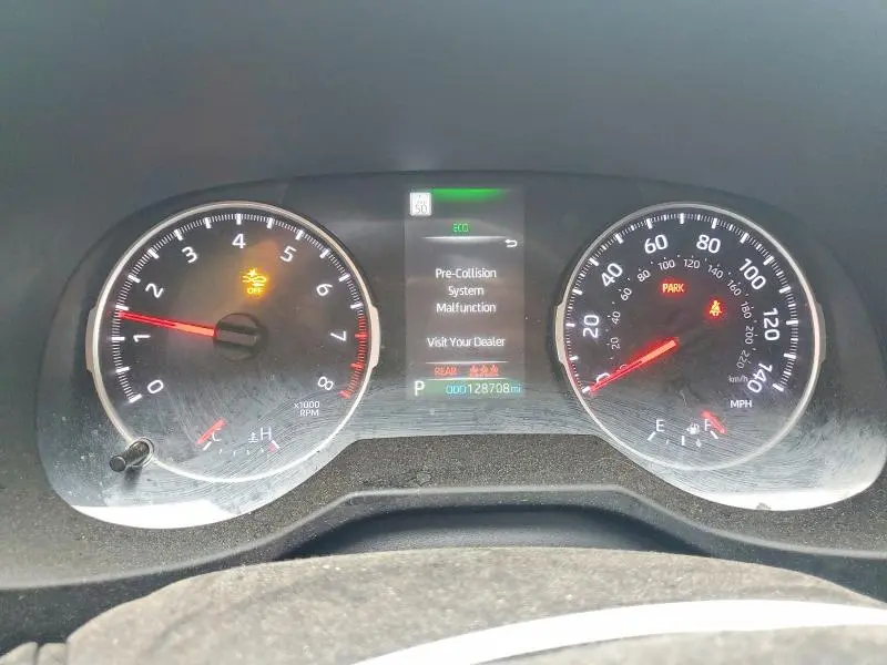 2022 TOYOTA RAV4 LE  