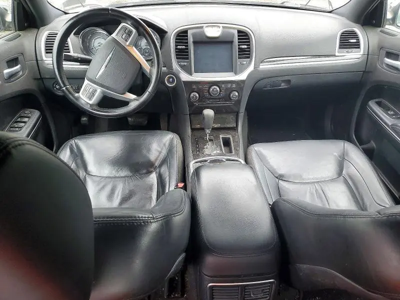 2011 CHRYSLER 300 LIMITED  
