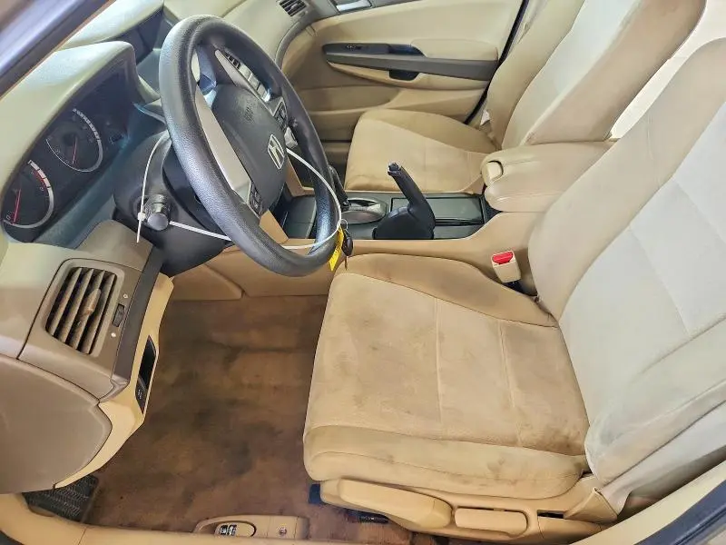 2010 HONDA ACCORD LX  