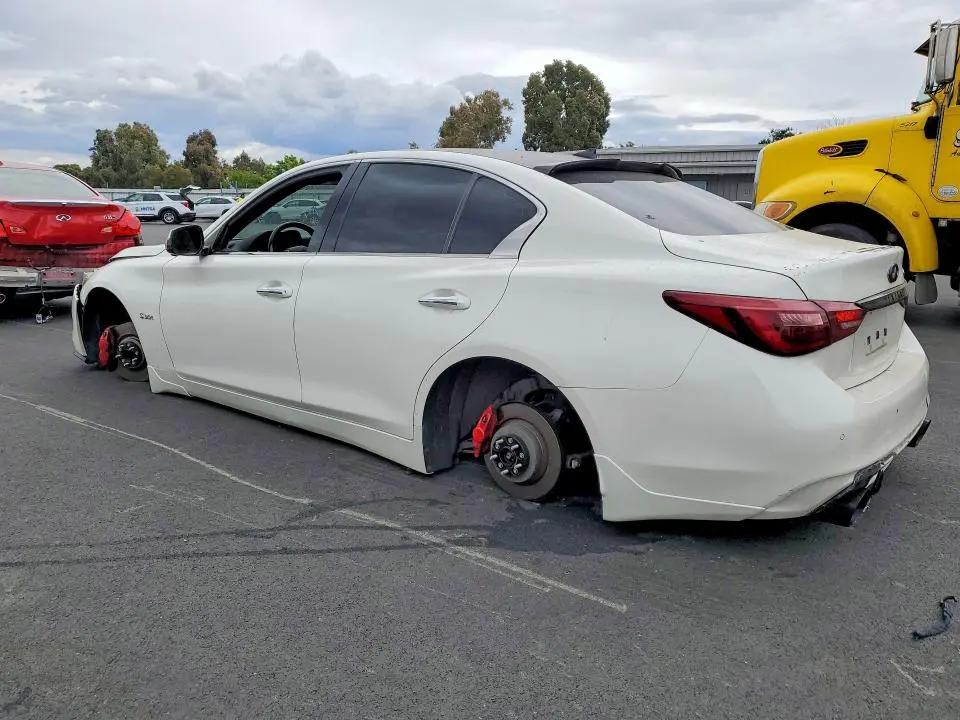 2018 INFINITI Q50 RED SPORT 400  