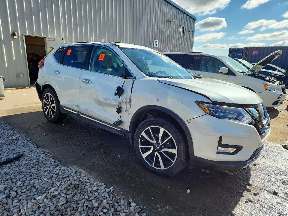 2017 NISSAN ROGUE S  