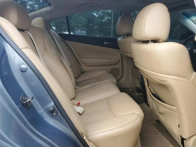2010 NISSAN MAXIMA S  