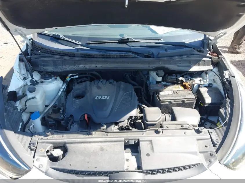 2015 HYUNDAI TUCSON SE