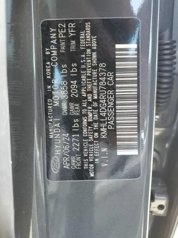 2024 HYUNDAI ELANTRA SE  
