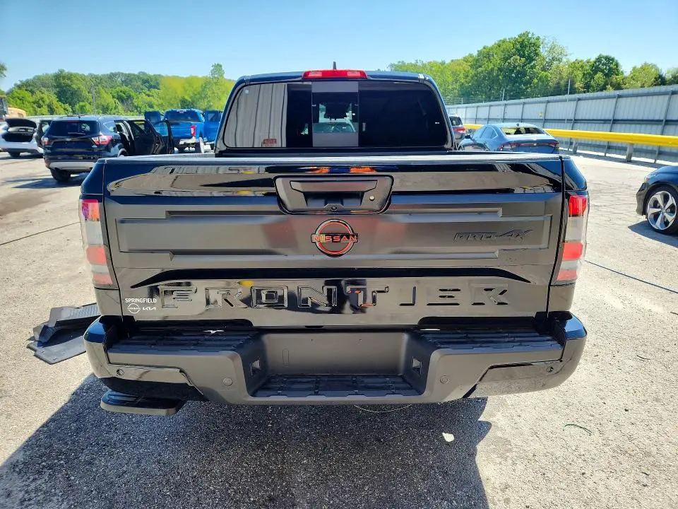 2025 NISSAN FRONTIER PRO-4X  