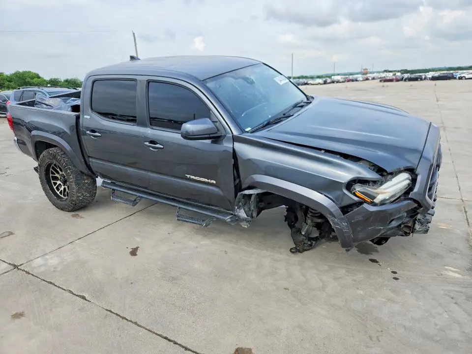 2019 TOYOTA TACOMA SR5 V6  