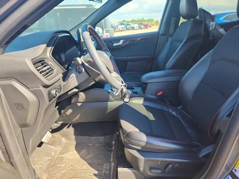 2024 FORD ESCAPE ST LINE SELECT  