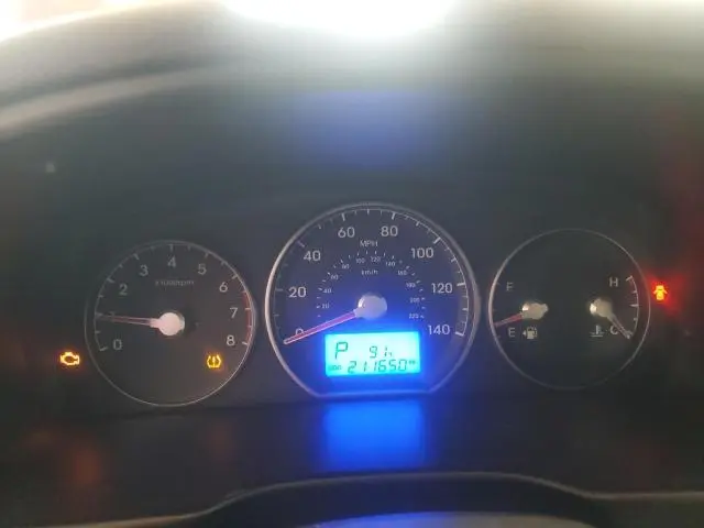 2011 HYUNDAI SANTA FE GLS  
