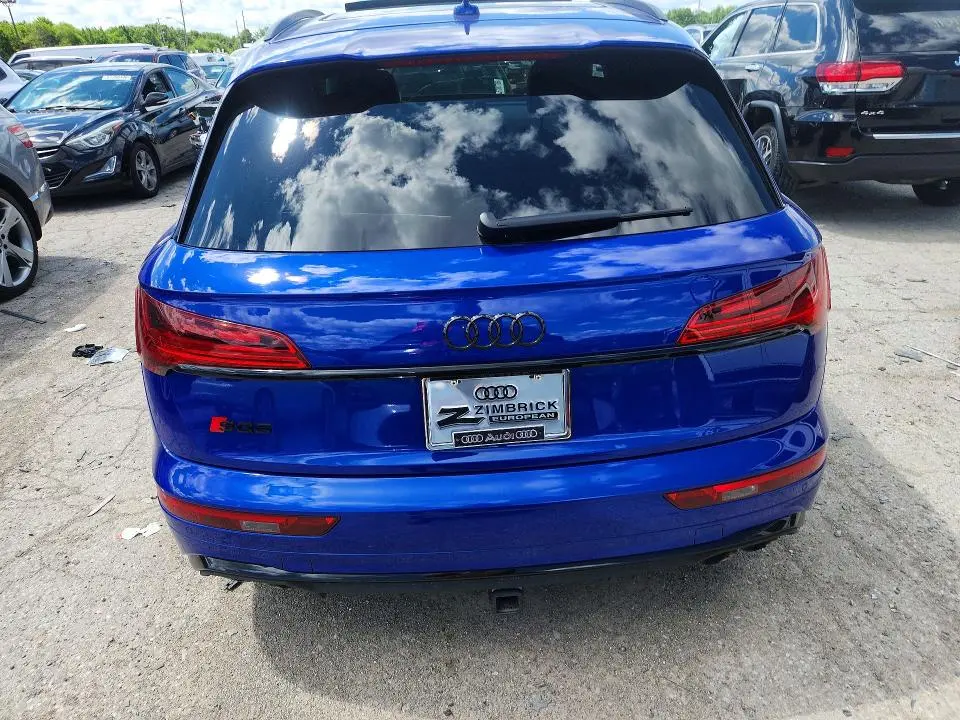 2023 AUDI SQ5 PRESTIGE  