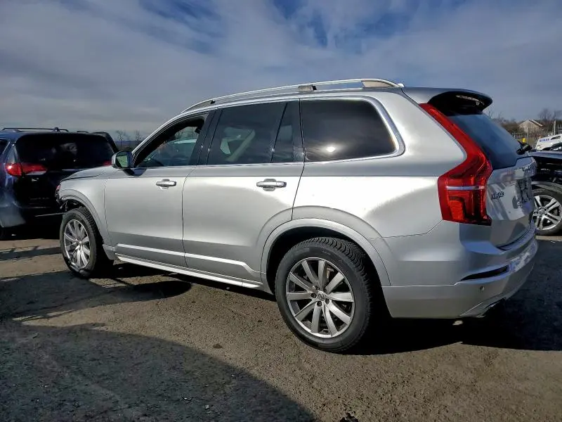 2016 VOLVO XC90 T6  