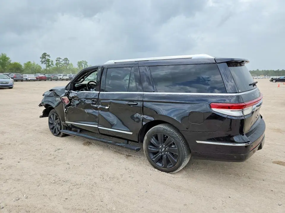 2023 LINCOLN NAVIGATOR L RESERVE  