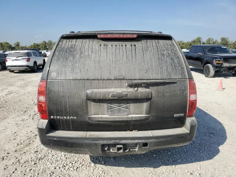 2011 CHEVROLET SUBURBAN C1500 LS  