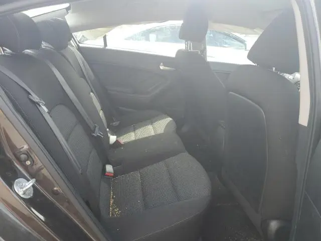 2017 KIA FORTE LX  
