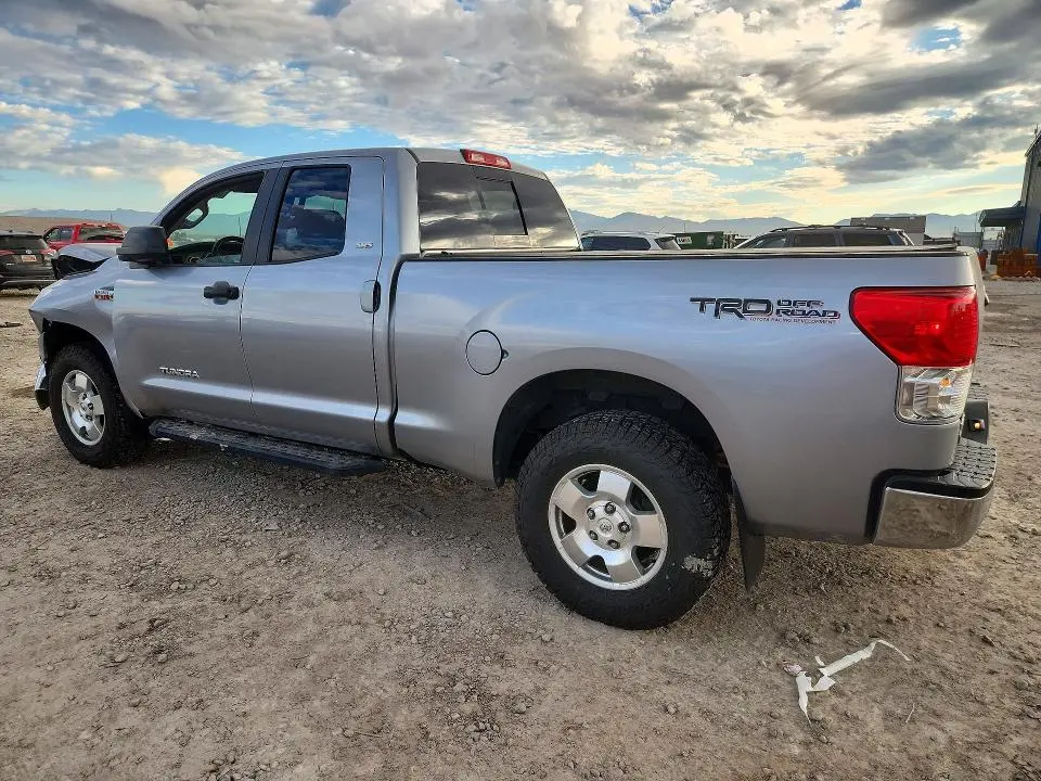 2013 TOYOTA TUNDRA DOUBLE CAB SR5  