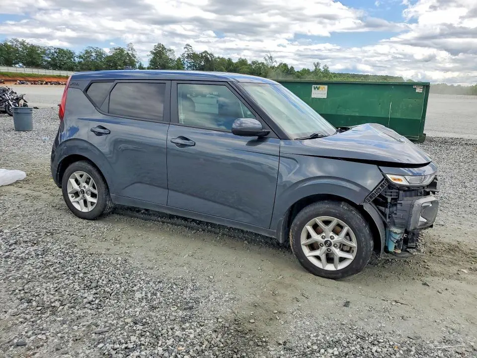 2021 KIA SOUL S  
