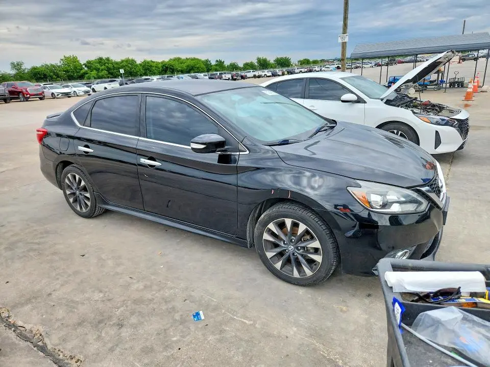 2017 NISSAN SENTRA SR  
