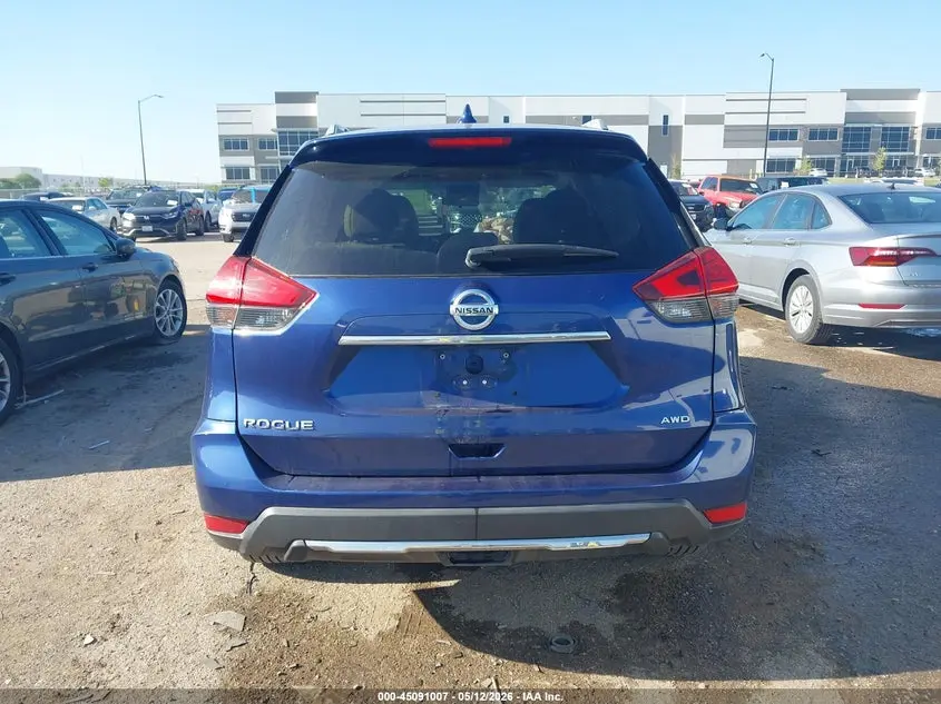 2017 NISSAN ROGUE S