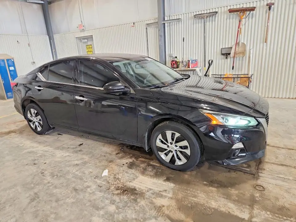 2019 NISSAN ALTIMA SL  