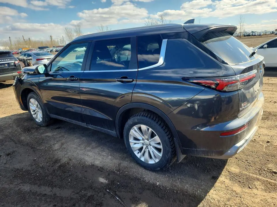 2025 MITSUBISHI OUTLANDER SE  
