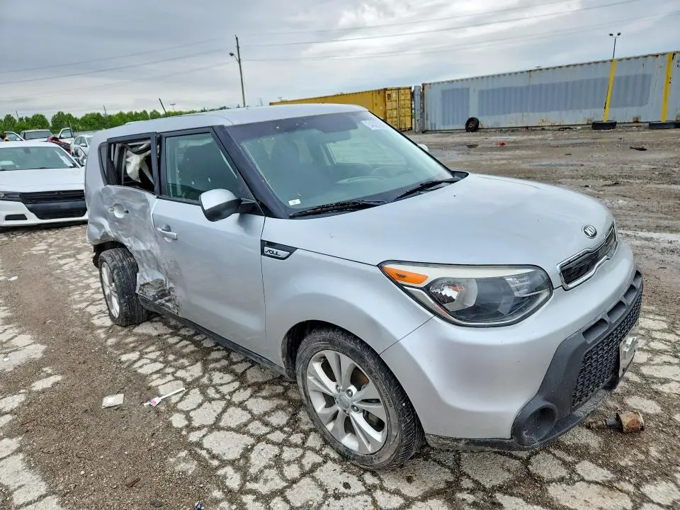 2015 KIA SOUL +  