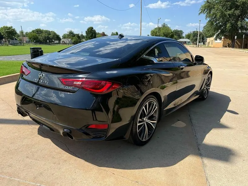 2018 INFINITI Q60 3.0T LUXE  
