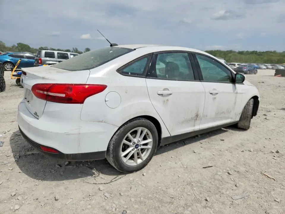 2016 FORD FOCUS SE  