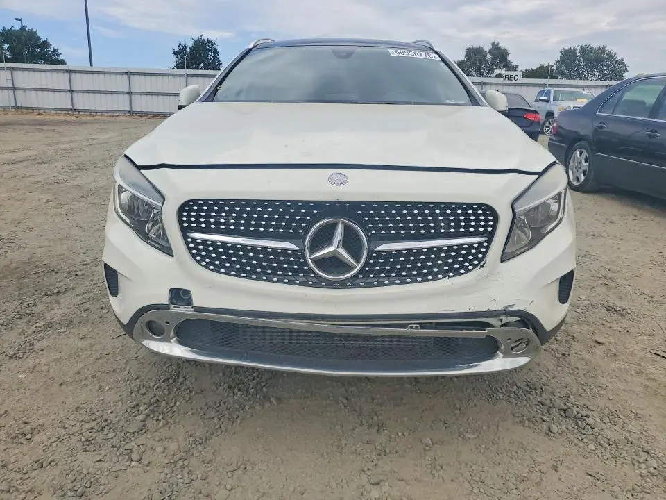 2017 MERCEDES-BENZ GLA 250  