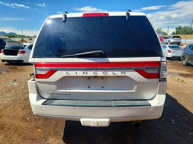 2017 LINCOLN NAVIGATOR SELECT  