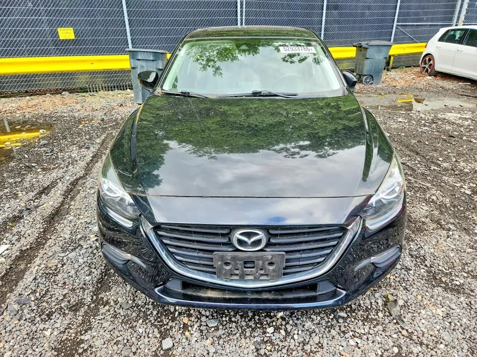 2018 MAZDA 3 TOURING  